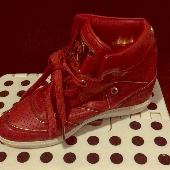 Michael Kors heeled tennis shoe - Picture 1 of 3